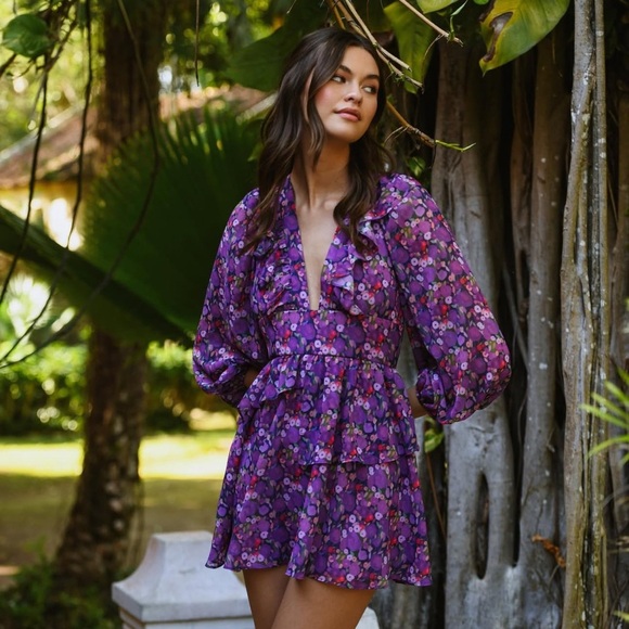 HUTCH Kyndra Dress In Lavender Whimsy Watercolor Floral Size 4 BNWT - Picture 1 of 6